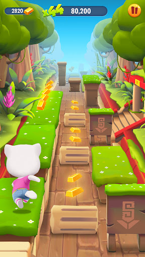 Talking Tom Gold Run screenshot 2